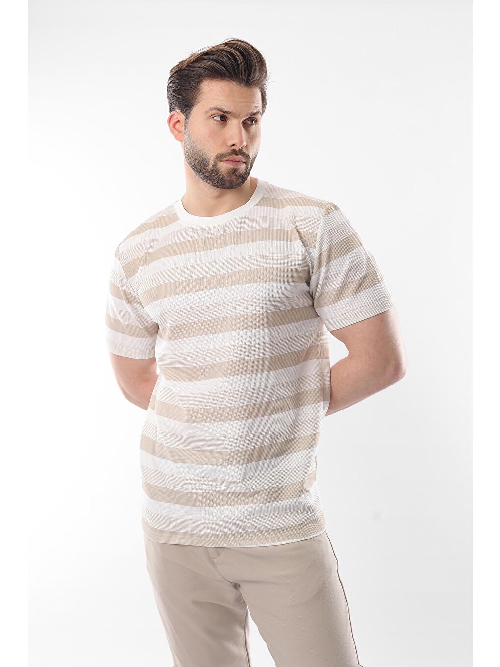 Bej Bisiklet Yaka Çizgili Erkek T-Shirt E7118-2