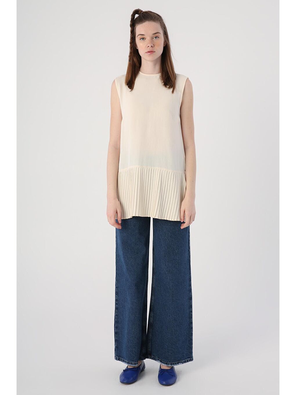 Ekru Kolsuz Bisiklet Yaka Eteği Pileli Bluz-1