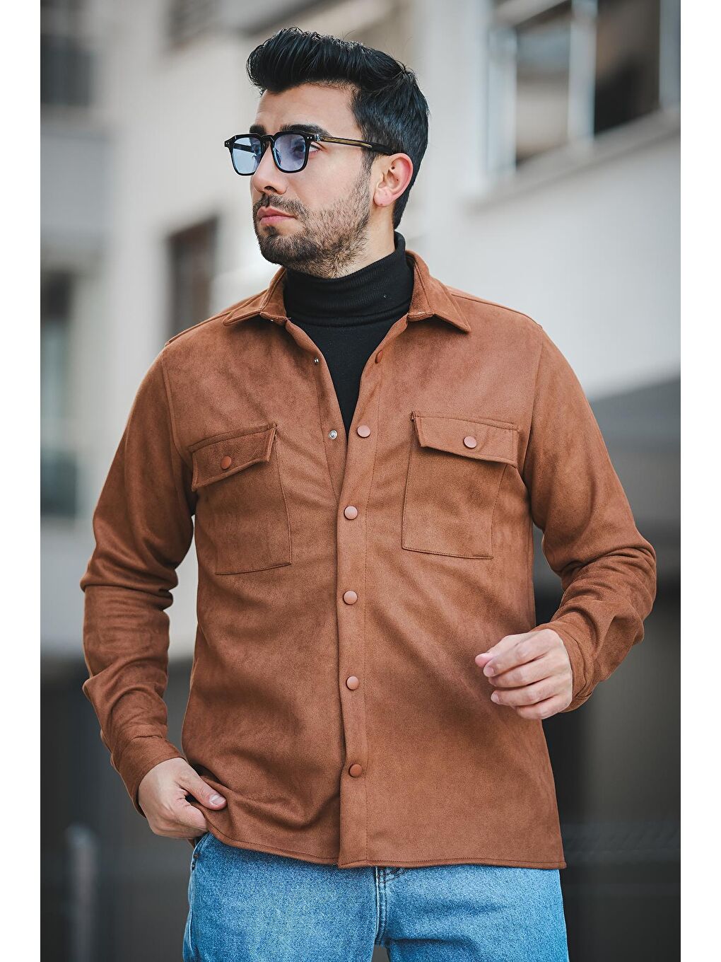 Kahverengi Slim Fit Çift Cep Kapaklı Likralı Süet Erkek Gömlek-1