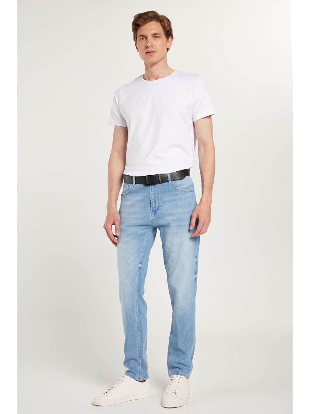 Erkek Regular Fit Normal Kesim Denim Yıkamalı Düz Paça Açık Mavi Jean Pantolon-5