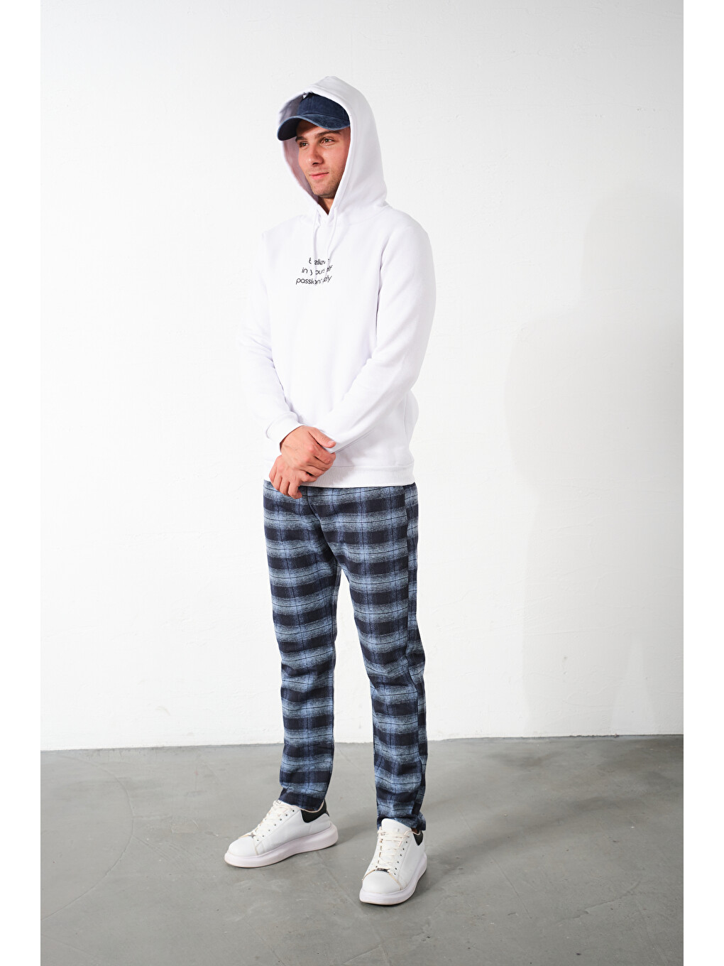 Lacivert Ekoseli Flanel Pijama Altı Rahat Kesim Dar Paça Pamuklu-4