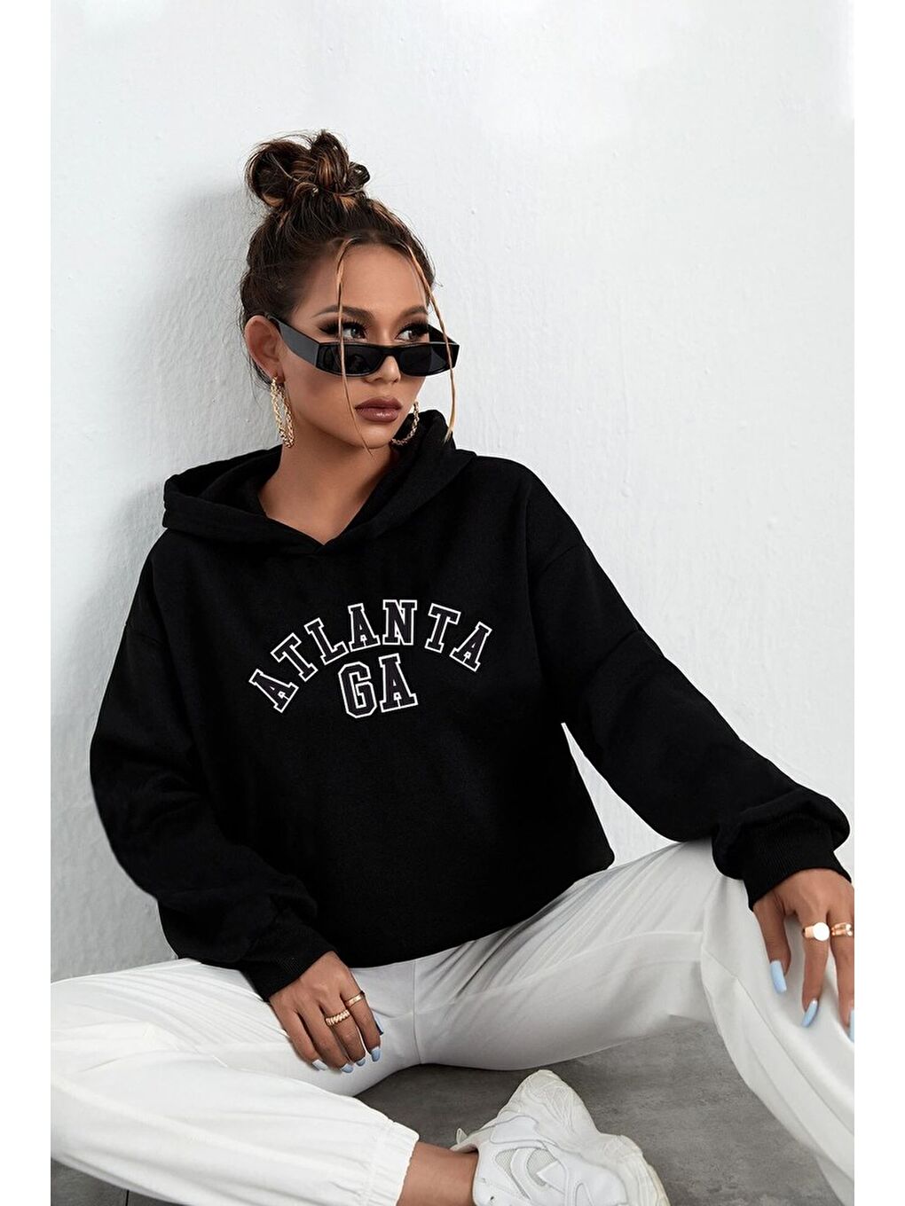 uyguntarz Siyah Unisex Atlanta Baskılı Sweatshirt - 1