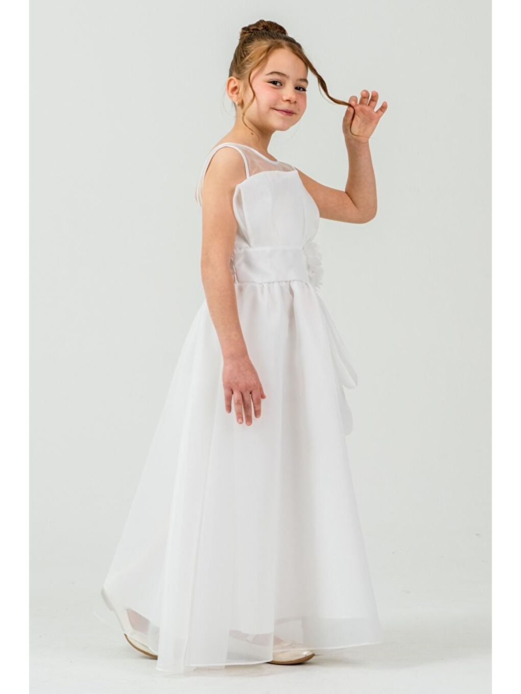 Beyaz Kız Çocuk Organze Tül Çiçek ve Fiyonk Detaylı Gipe Sırtlı Prenses Abiye Elbise M00800-2