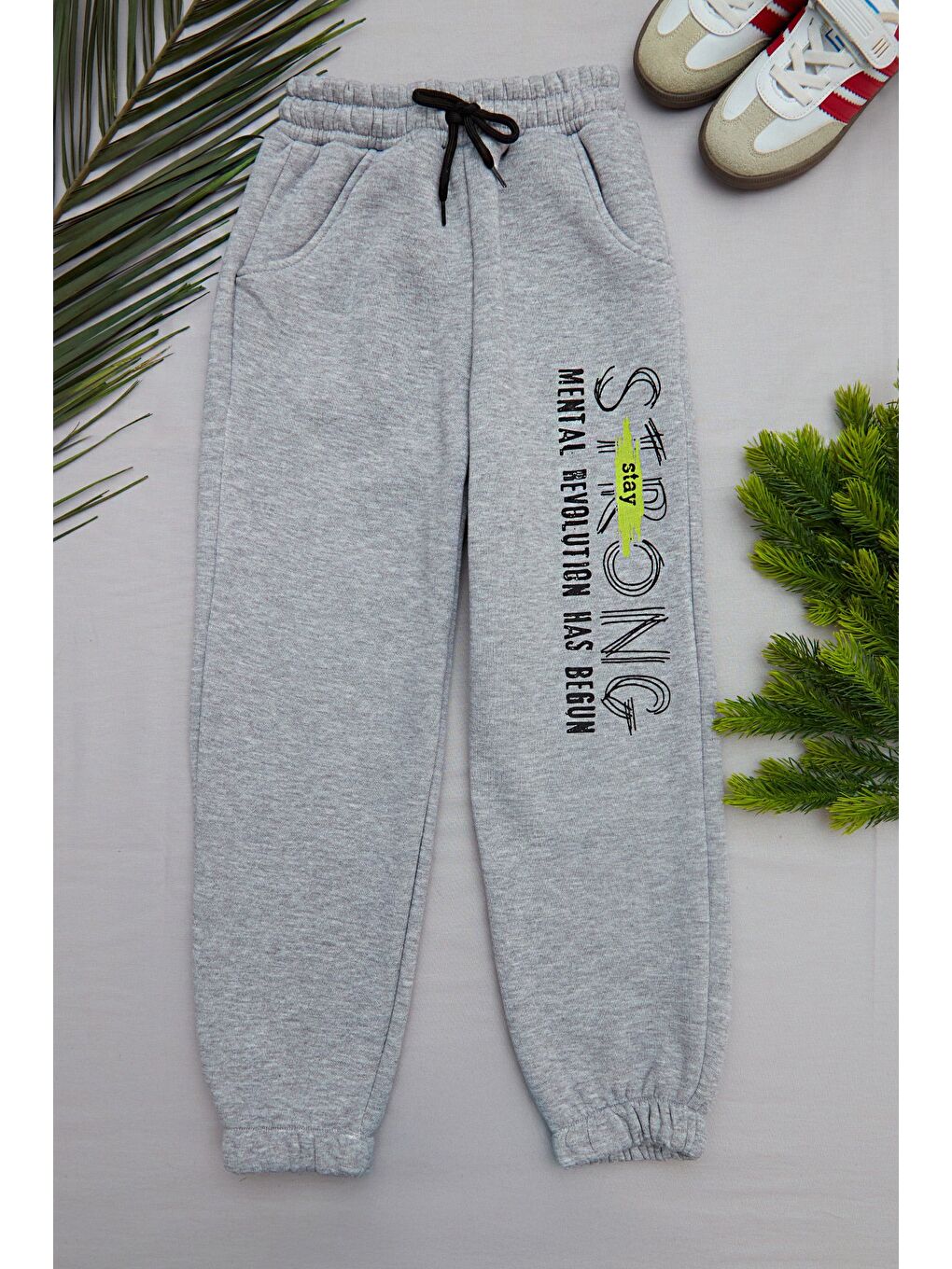 Gri 3 İplik Stay Strong Baskılı Erkek Çocuk Jogger Eşofman Altı