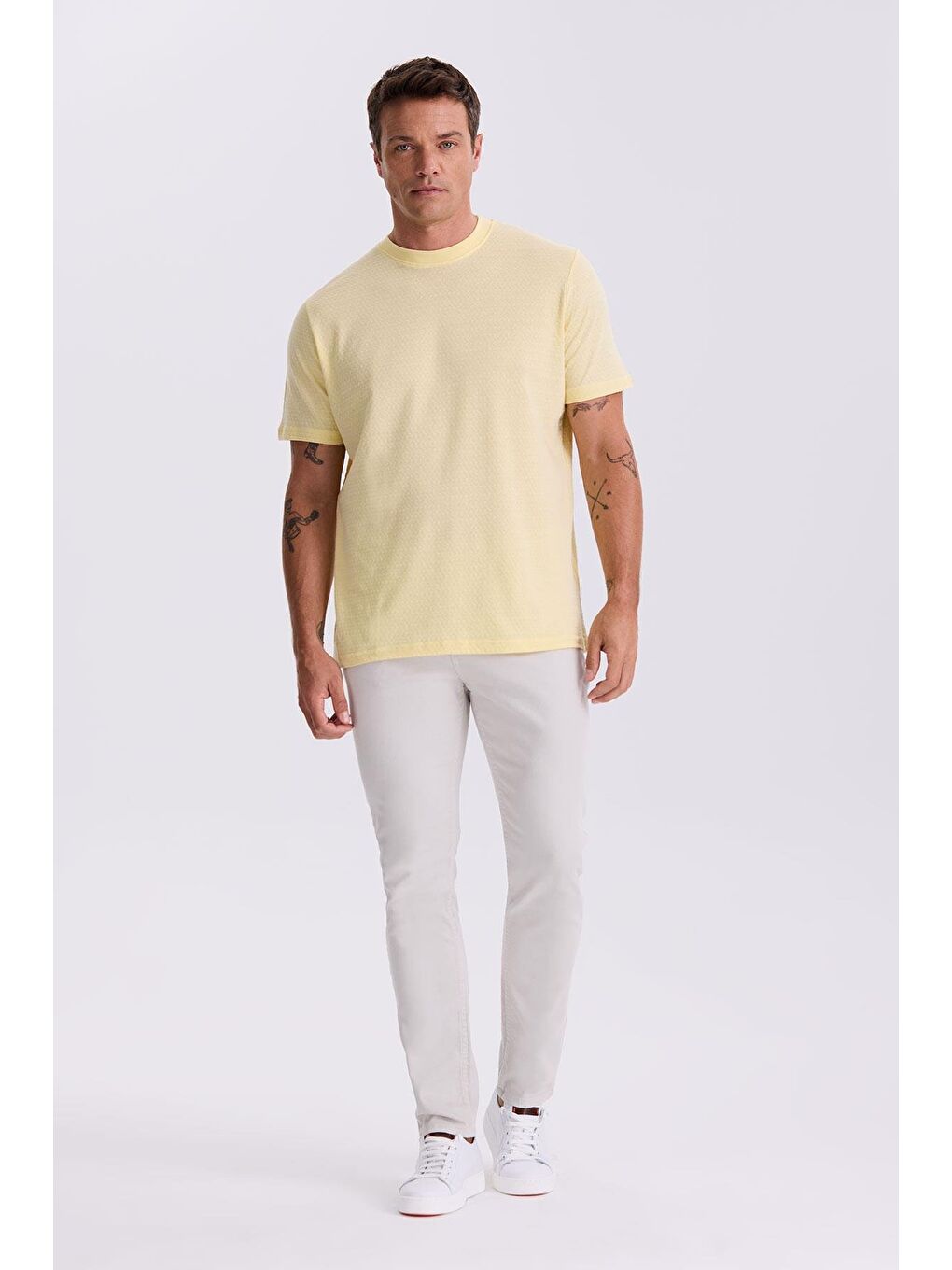 Sarı %100 Pamuk Desenli Bisiklet Yaka T-Shirt-1