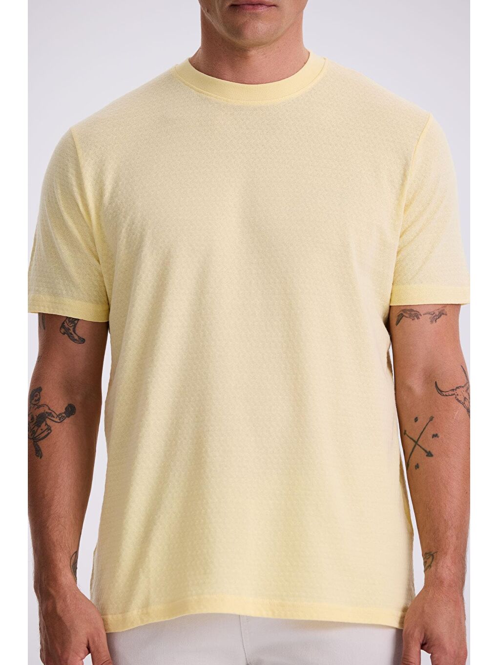 Sarı %100 Pamuk Desenli Bisiklet Yaka T-Shirt-2