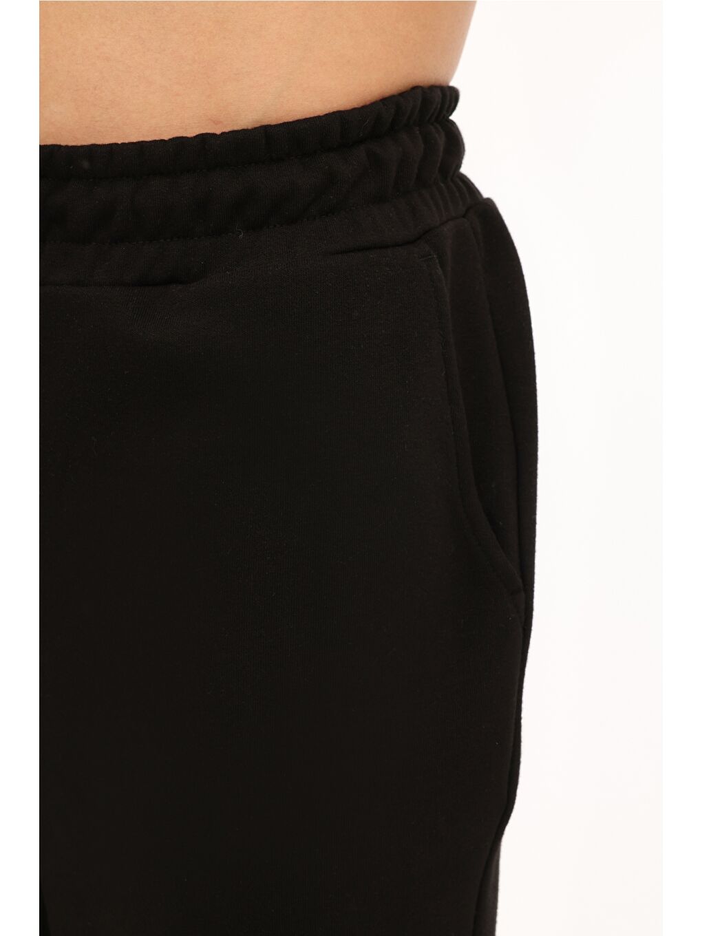 MB JG OVS 22SN326 6FX Siyah Erkek Eşofman Altı-3