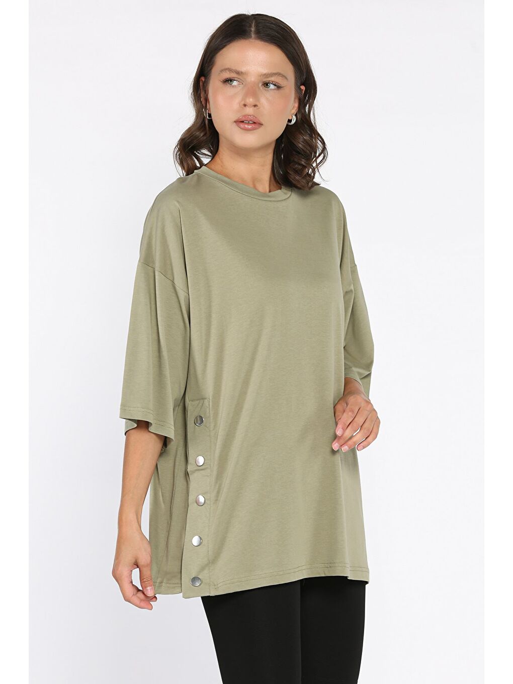 Haki Yan Çıtçıtlı Oversize Tişört ( S-m-l-xl Uyumludur)