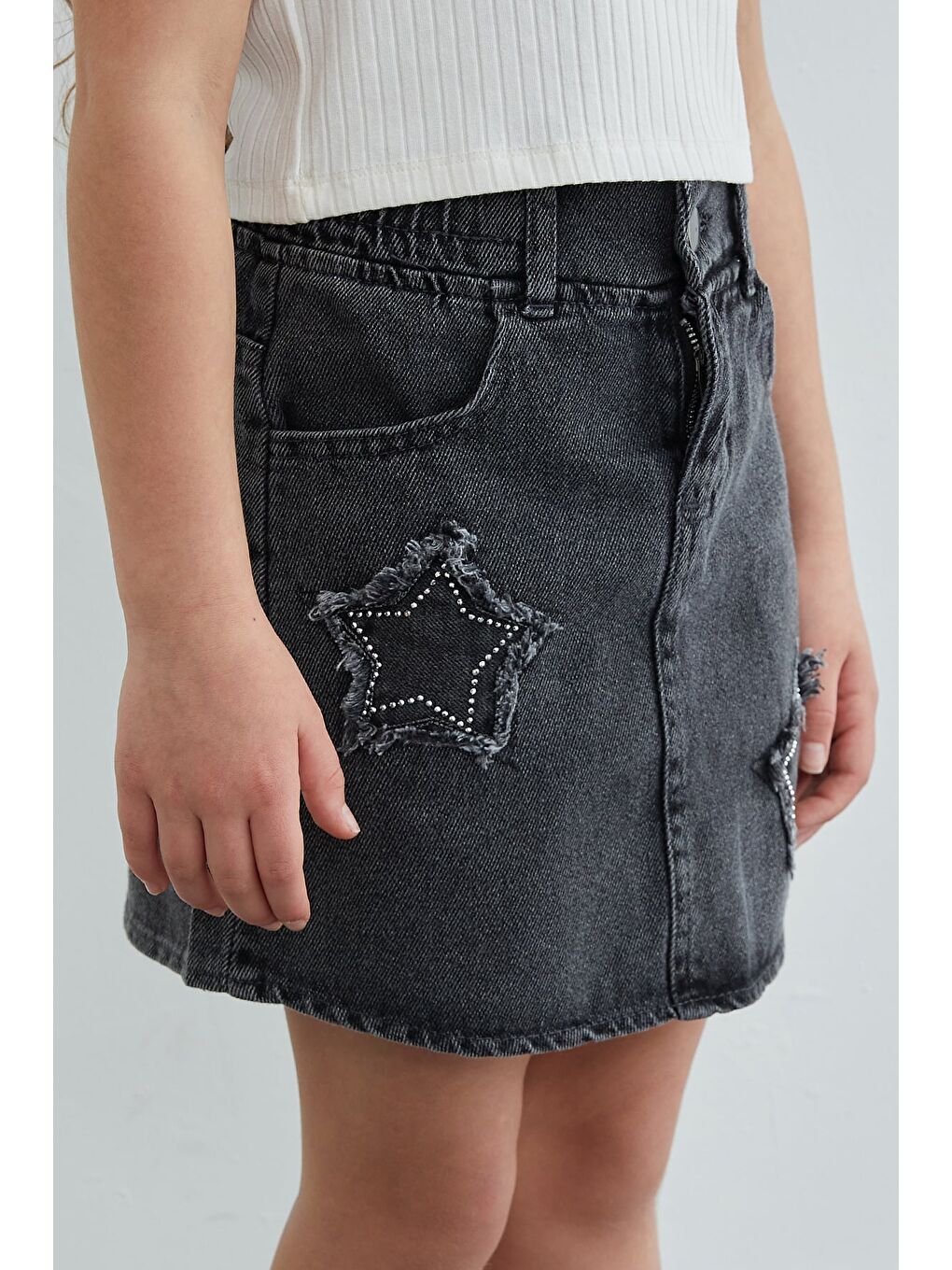 Antrasit Beli Lastikli Yıldız Nakışlı Taşlı Kız Çocuk Jean Etek-3