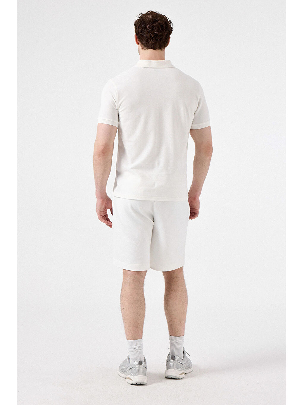 Beyaz % 100 Pamuk Regular Fit Düğmeli Polo Yaka T Shirt 6SM5044-OF-2