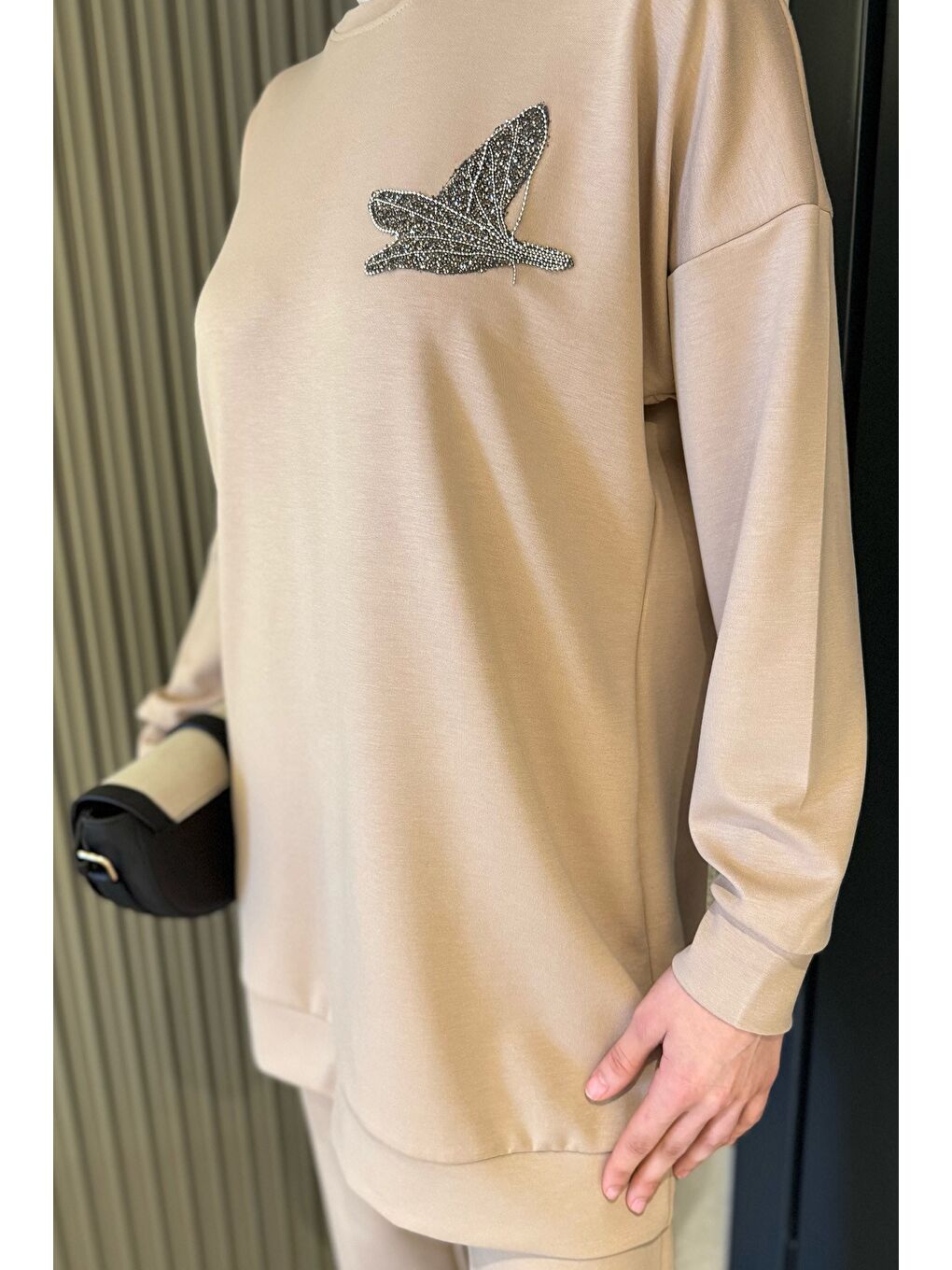 Bej Büyük Beden Bisiklet Yaka Taş Detaylı Tesettür Tunik Pantolon İkili Takım-5