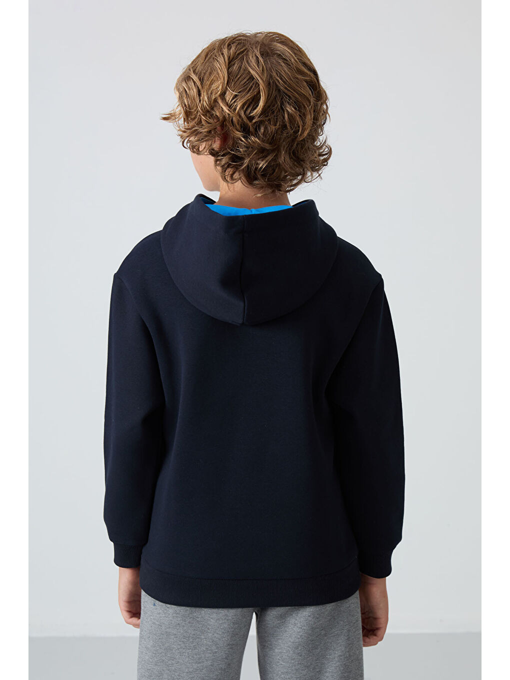 Lacivert Pamuklu Kalın İçi Tüylü Yumuşak Dokulu Standart Fit Baskılı Erkek Çocuk Sweatshirt - 11239-9