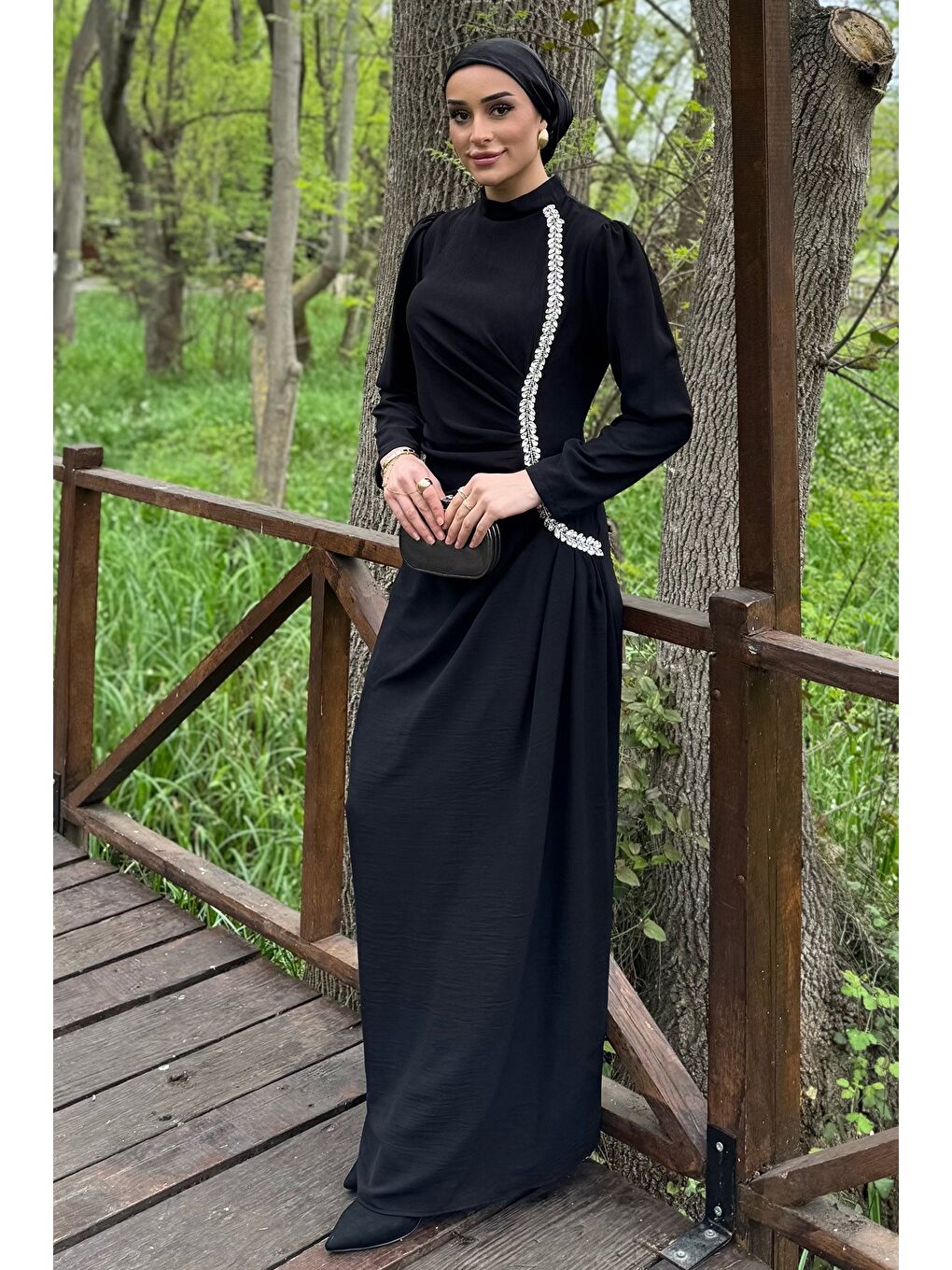 Siyah Kadın Taş İşlemeli Drapeli Büyük Beden Tesettür Abiye-5