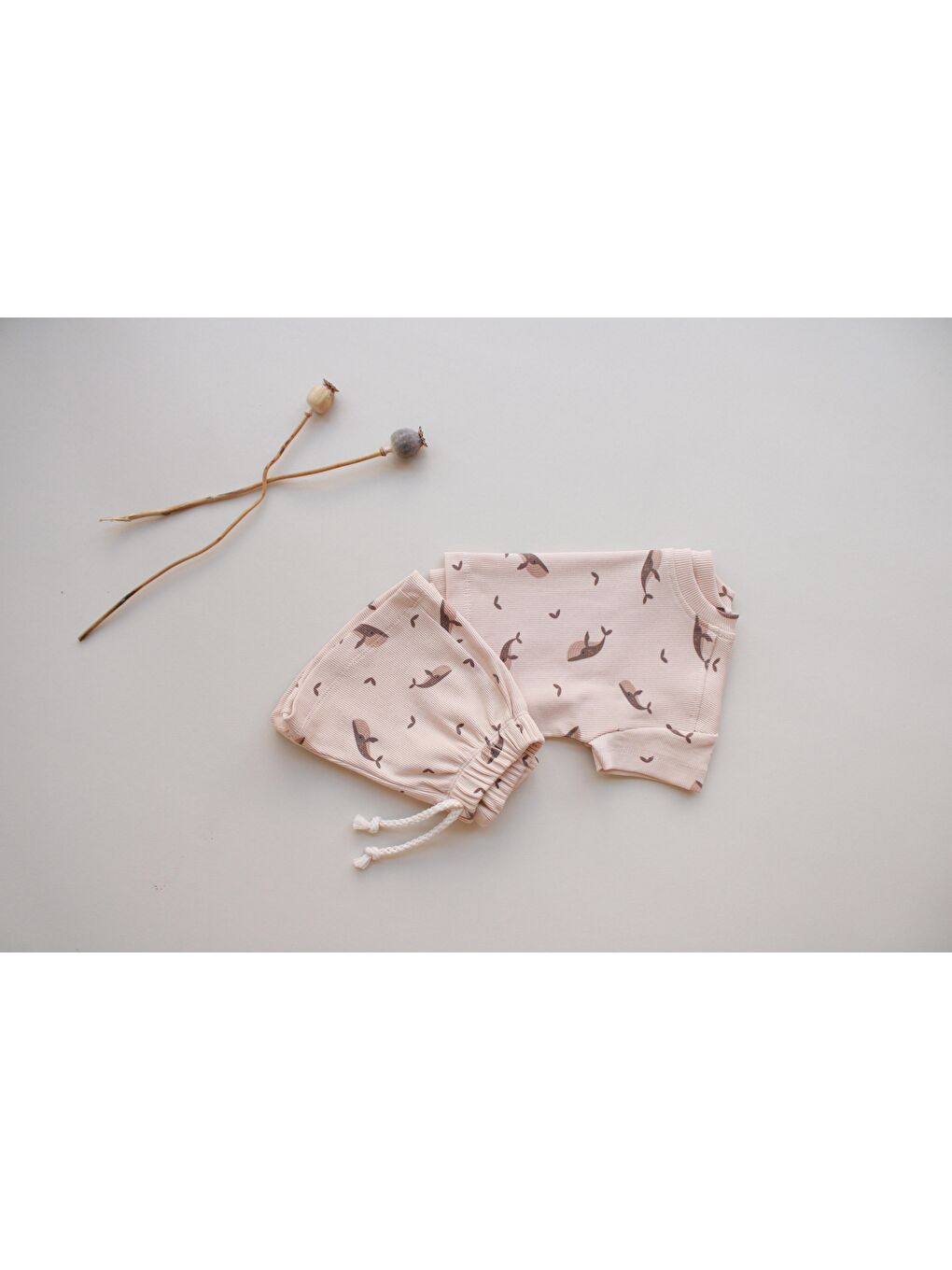 Bej Balina Desen Kaşkorse Şortlu Takım-7