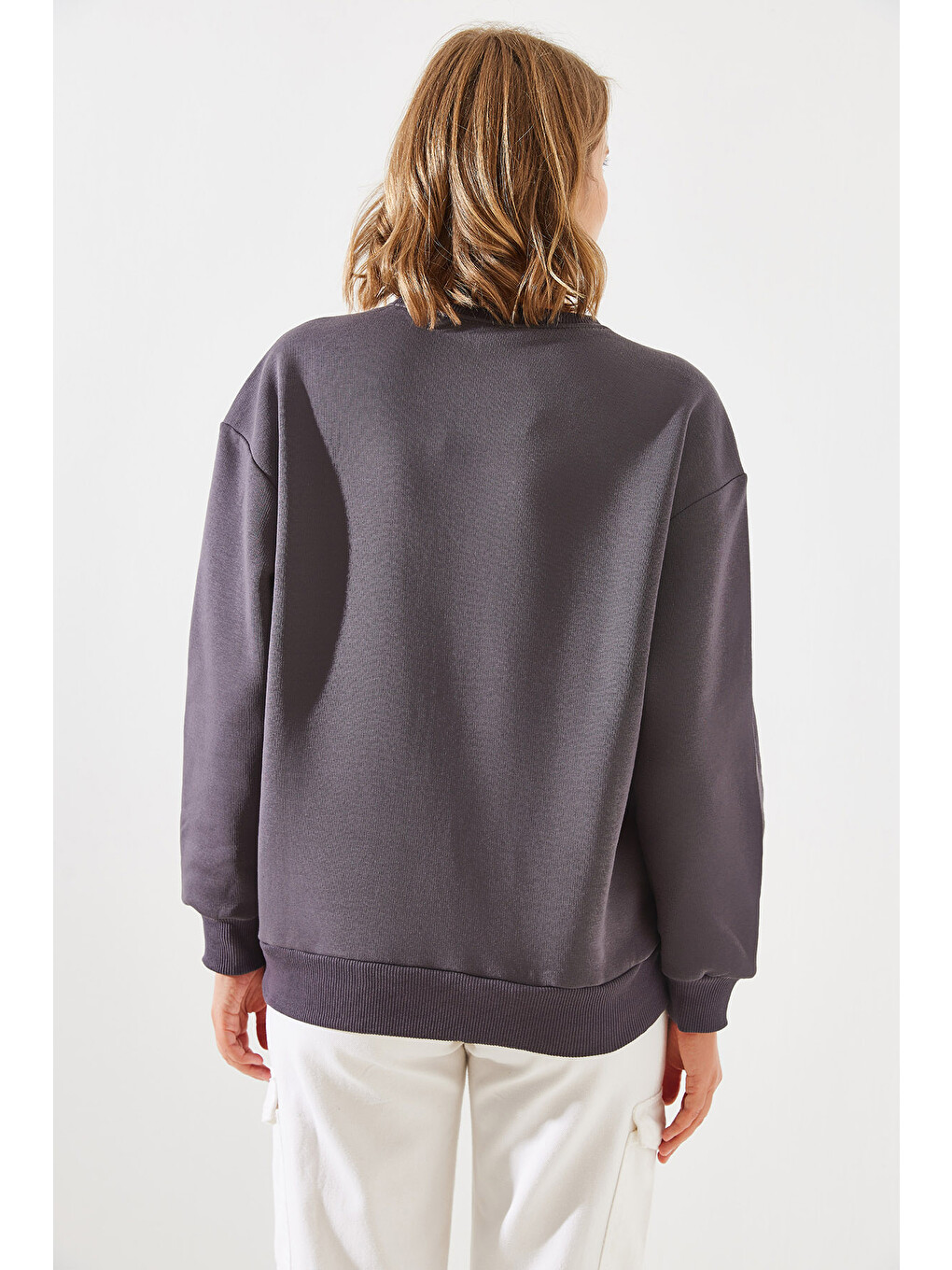 Gri Kadın Üç İplik Şardonlu Rochelle Yazı Baskılı Sweatshirt Mbhs-2