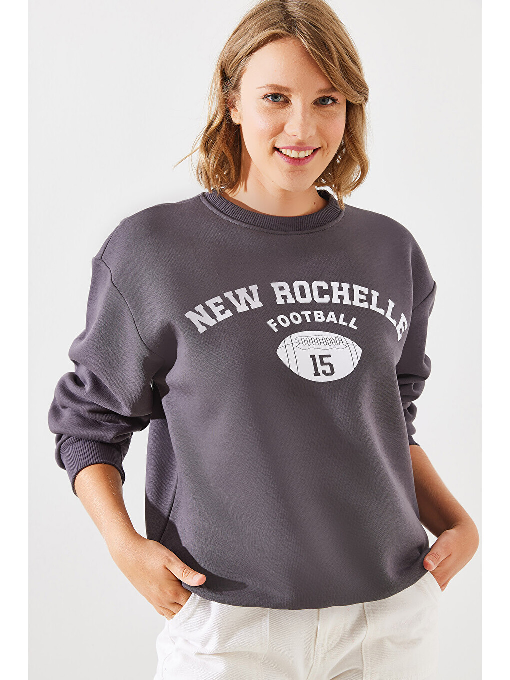 Gri Kadın Üç İplik Şardonlu Rochelle Yazı Baskılı Sweatshirt Mbhs-3