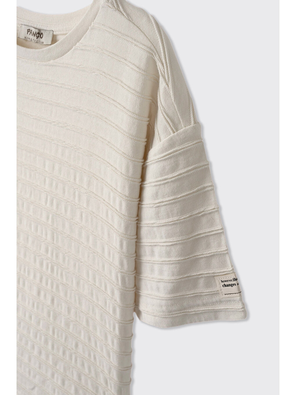 Erkek Çocuk Yakası Rıbanalı Kısa Kollu Bej Tişört-2