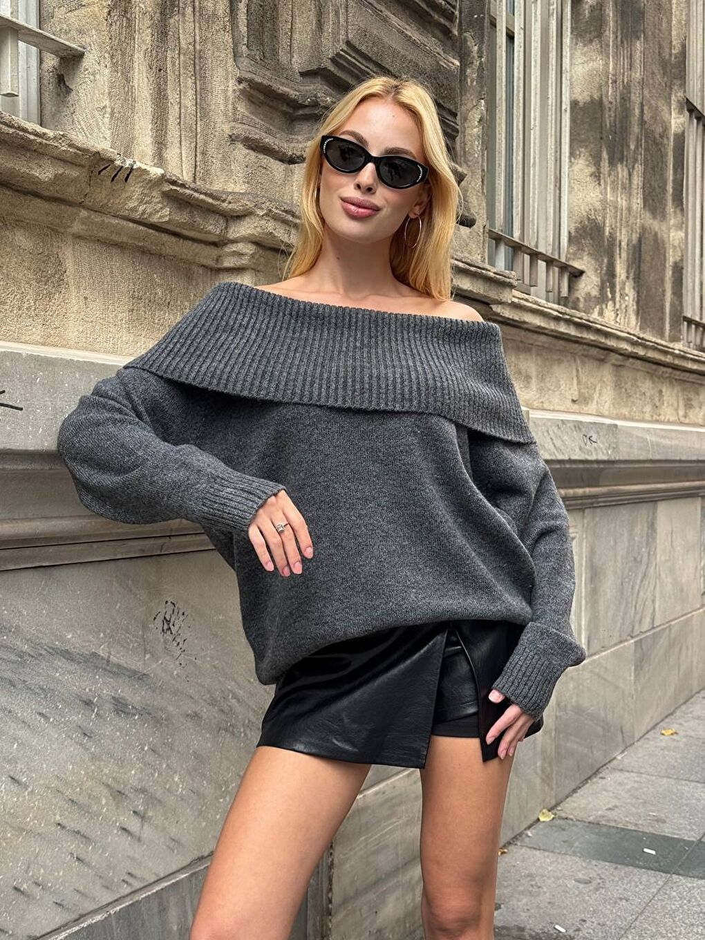 Antrasit Madonna Yaka Triko Bluz Elbise-1