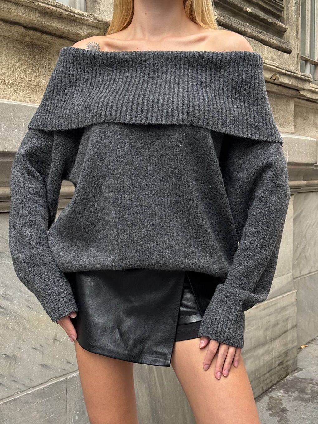 Antrasit Madonna Yaka Triko Bluz Elbise-3