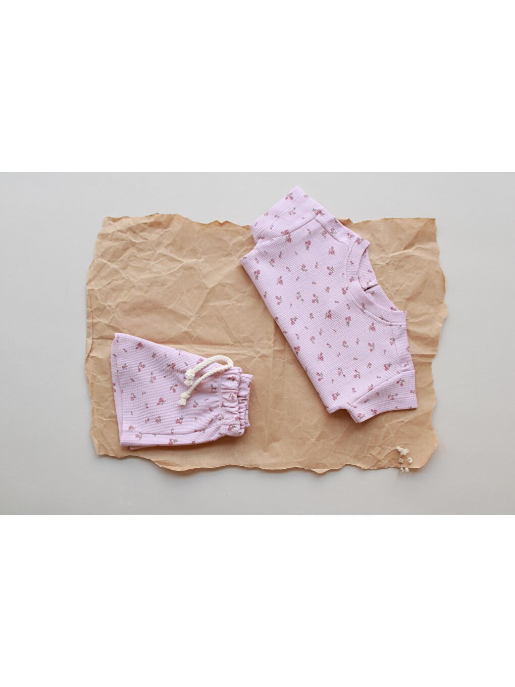 Pembe Çiçek Baskılı Waffle Şort Takım-5