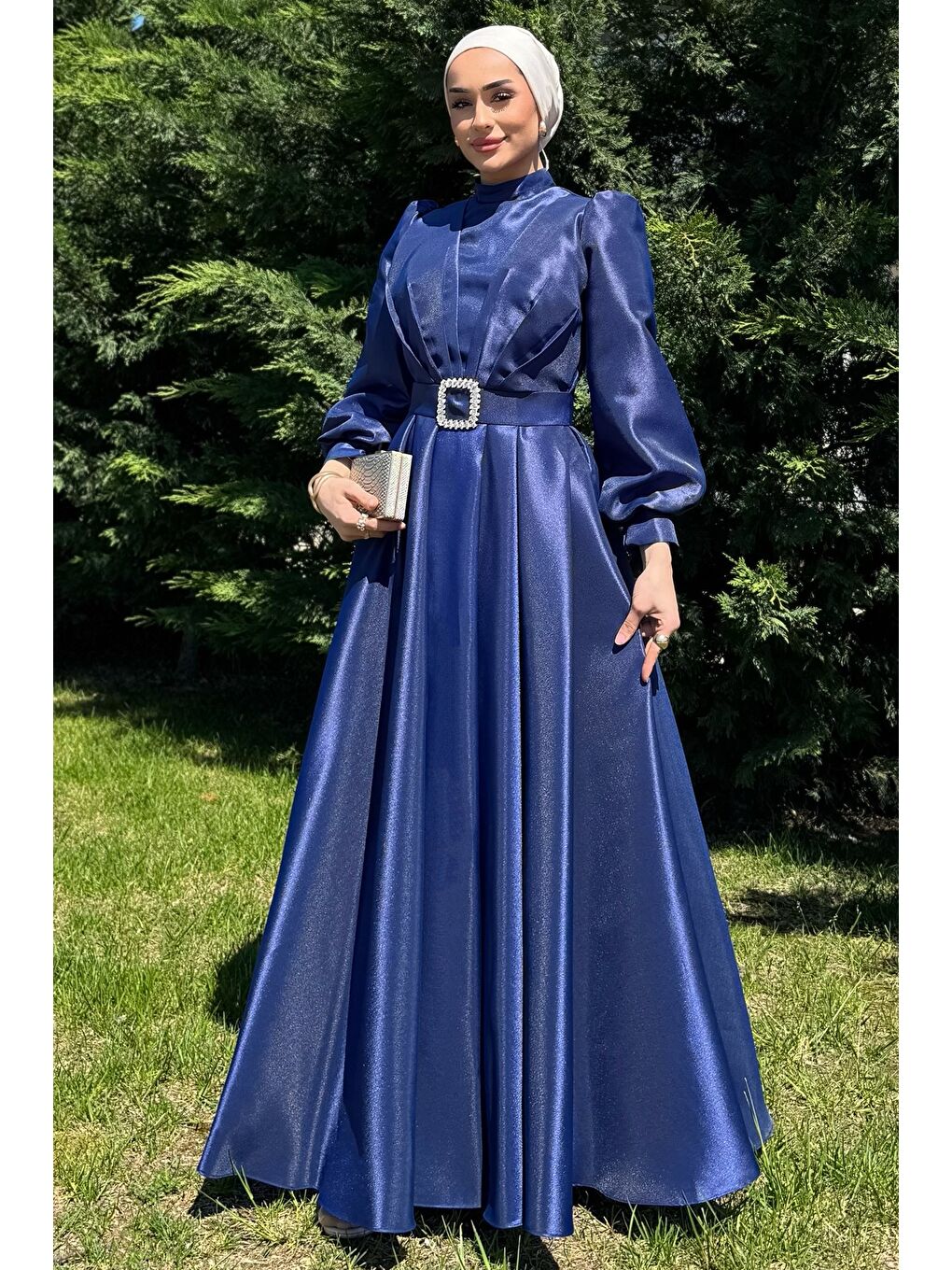 İndigo Kadın Ön Drapeli Omuz Detaylı Bel Taşlı Kuşaklı Prenses Model Tesettür-1