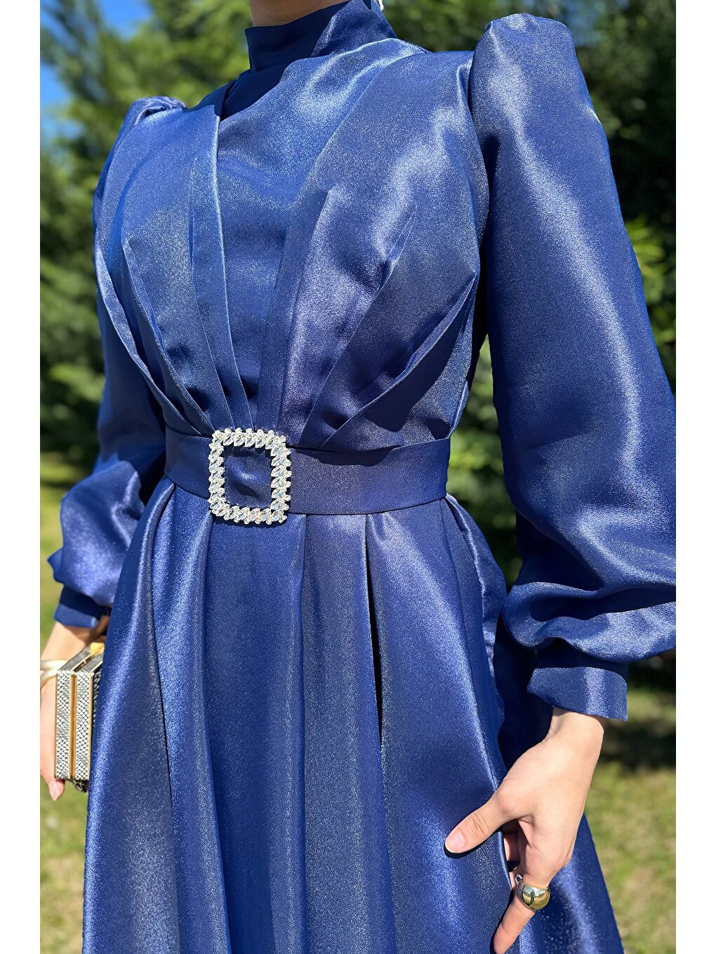 İndigo Kadın Ön Drapeli Omuz Detaylı Bel Taşlı Kuşaklı Prenses Model Tesettür-5