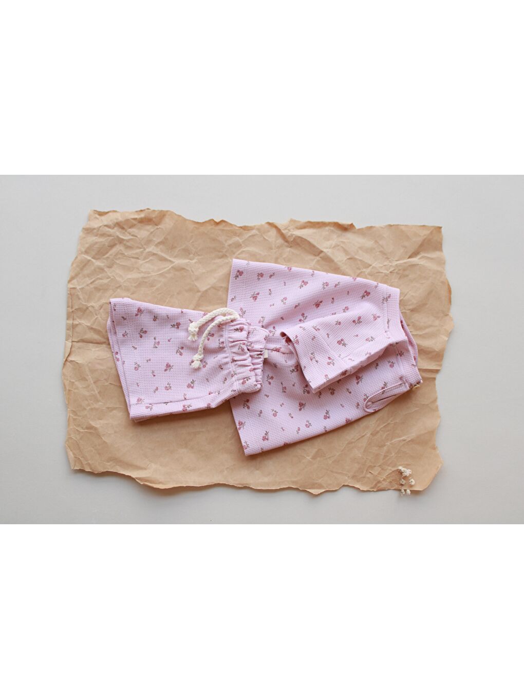 Pembe Çiçek Baskılı Waffle Şort Takım-7