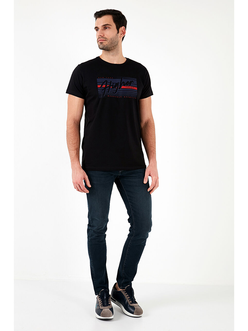 Siyah Pamuklu Slim Fit Bisiklet Yaka Baskılı %100 Pamuk Tişört 541HIGHER-1