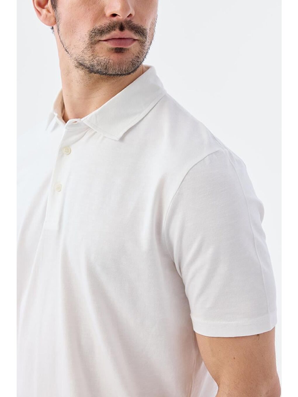 Beyaz Düğme Detaylı Slim Fit Polo Yaka T-Shirt-2