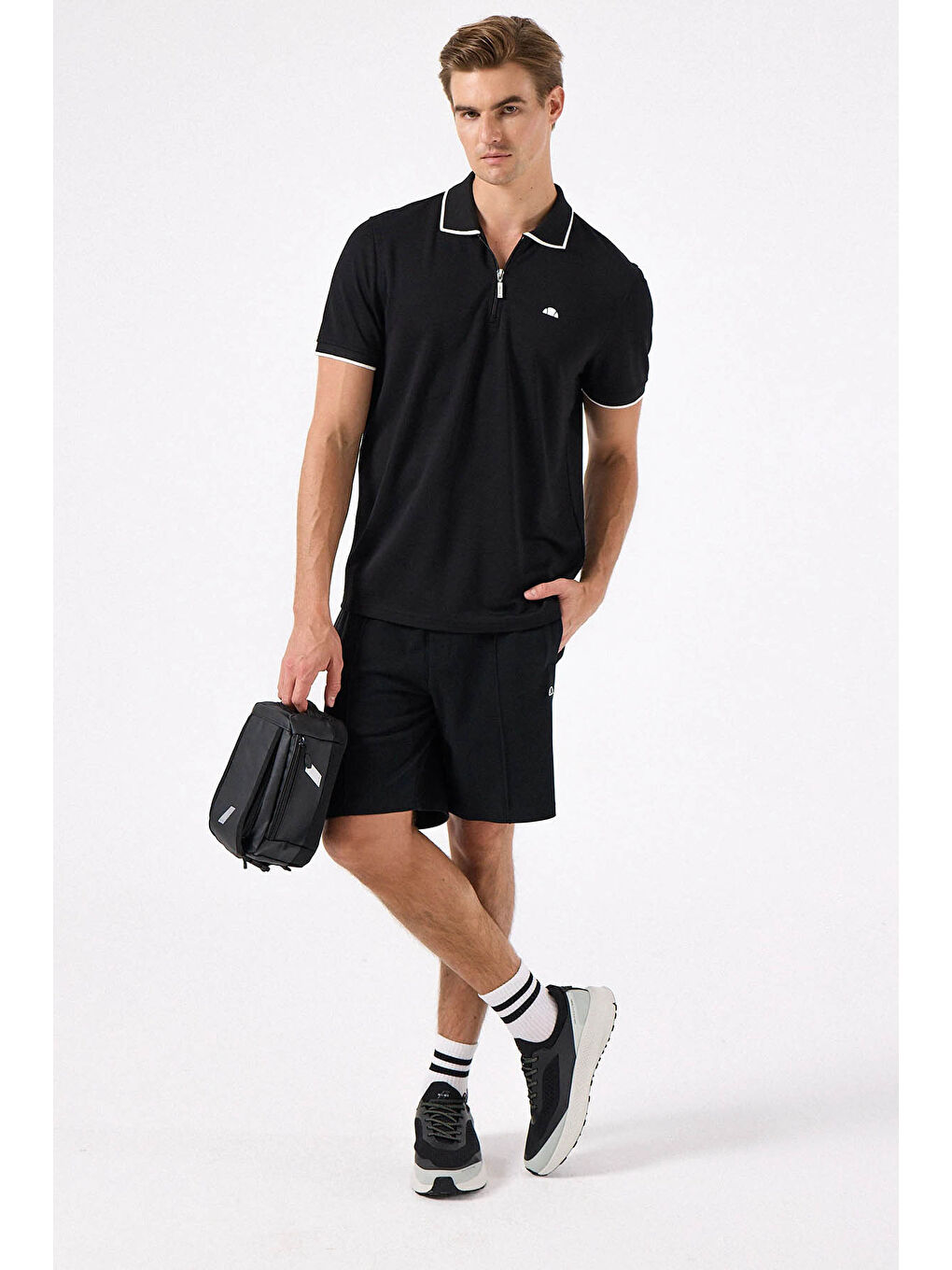 Siyah % 100 Pamuk Şerit Detaylı Yarım Fermuarlı Polo Yaka T Shirt 6SM5006-BK-2