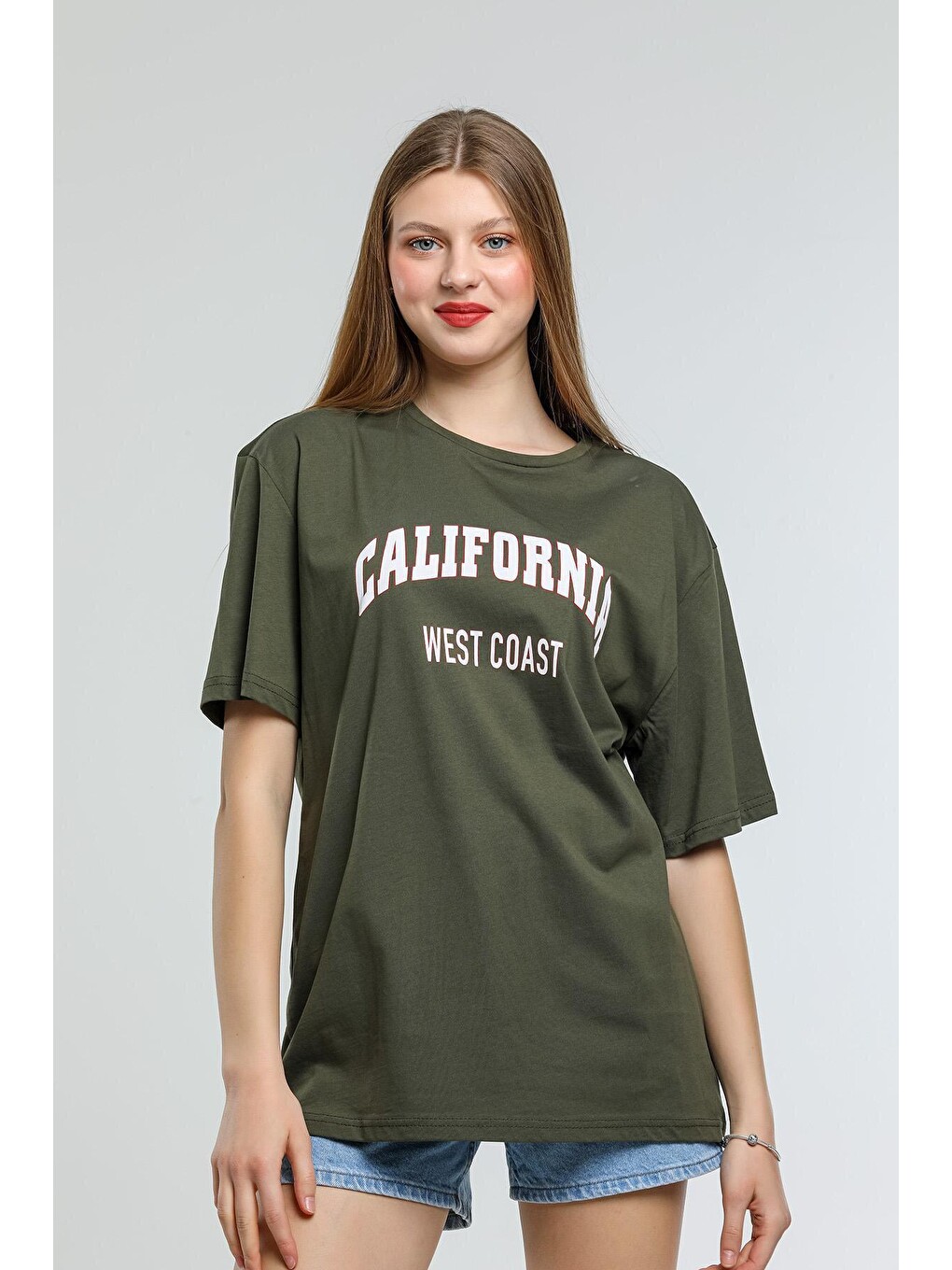 Haki Kadın Bisiklet Yaka Regular Fit Californıa Baskılı Tişort Spr21yk22-3