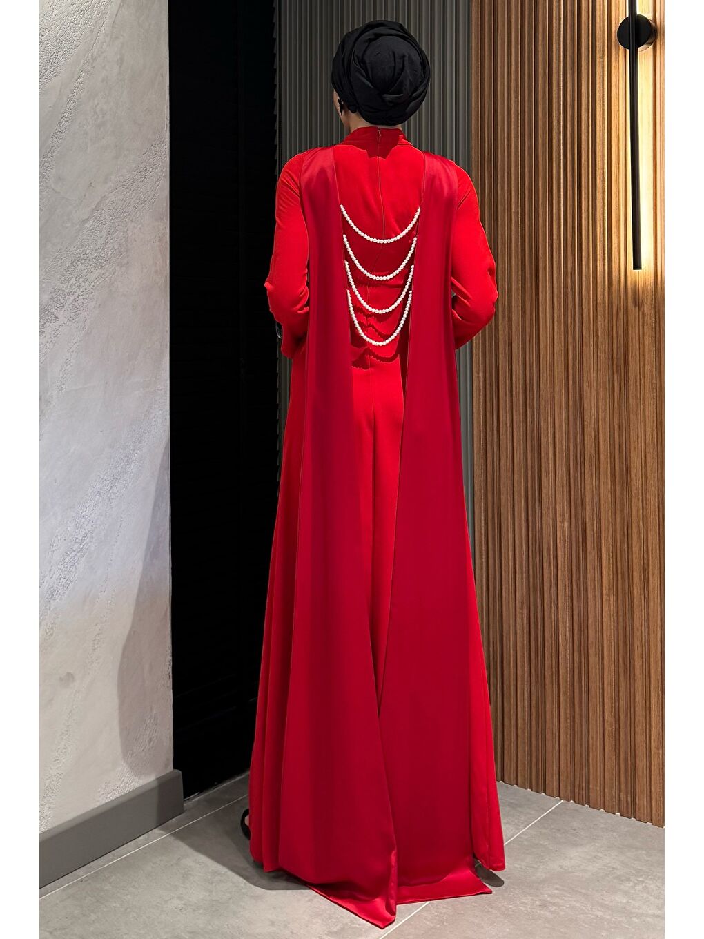 Kırmızı İnci Detaylı Tesettür Abiye Elbise-7