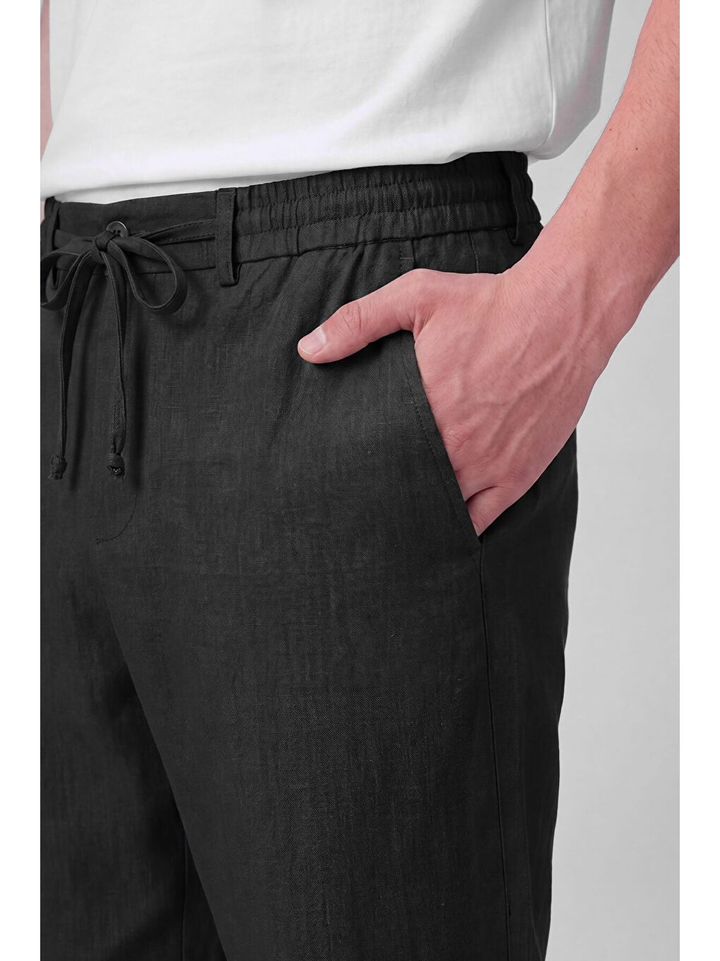 Erkek Siyah Lastikli Bel Standart Boy Cepli Düz Paça Viskon Pantolon-2