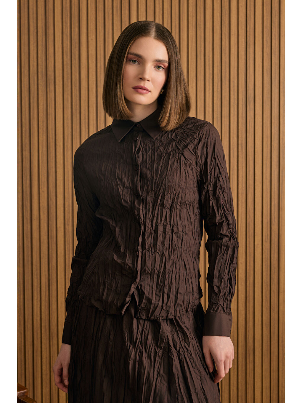 Kahverengi Kraşlı Pamuk Gömlek-2