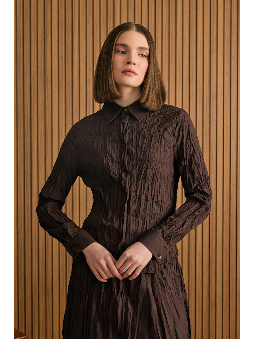 Kahverengi Kraşlı Pamuk Gömlek-3