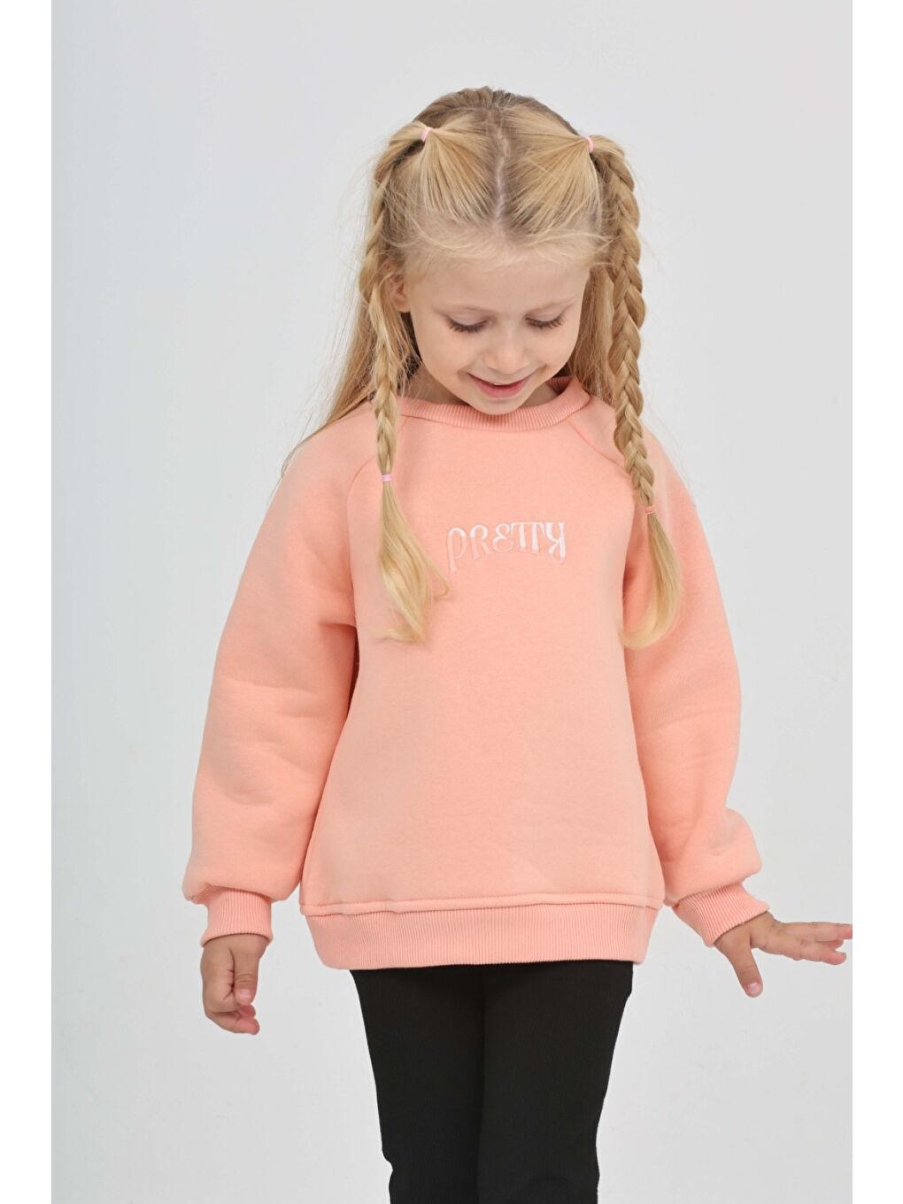 Pembe Kız Çocuk Nakışlı Bisiklet Yaka Reglan Kol  Sweatshırt 24909-4