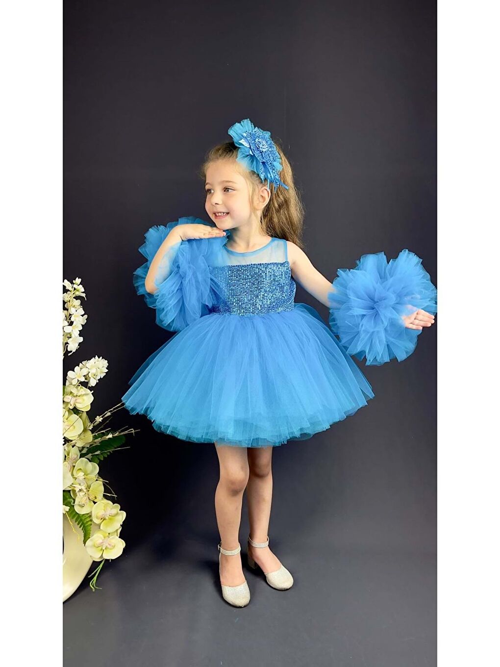 Mavi Şifon Robalı Ponpon Kol Pul Payetli Kız Çocuk Kabarık Etek Tütülü Abiye-4