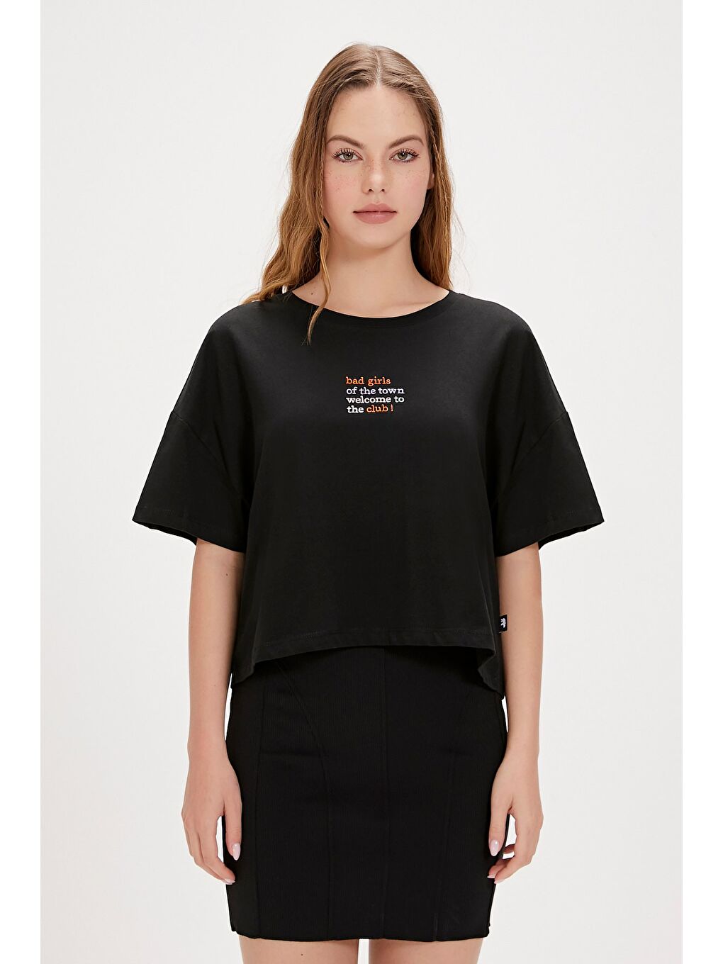 Town Siyah Baskılı Kadın Tişört-3