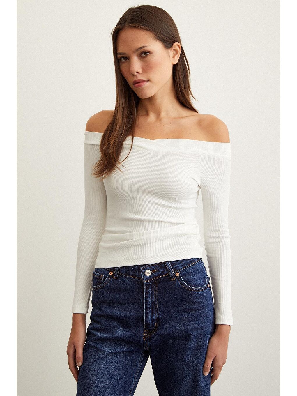 Beyaz Kayık Yaka Bluz-2