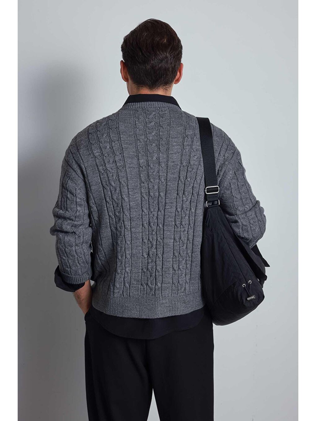 Erkek Relax Fit Örgü Desenli Triko Kazak Gri-4