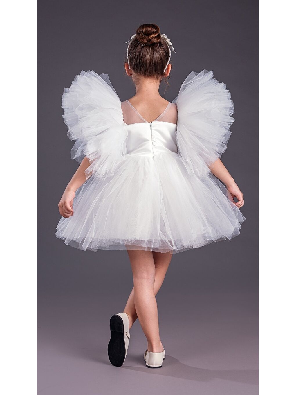 Beyaz Tütü Etekli Kabarık Kollu Komotini Taçlı Kız Çocuk Abiye Elbise MNK0582-8