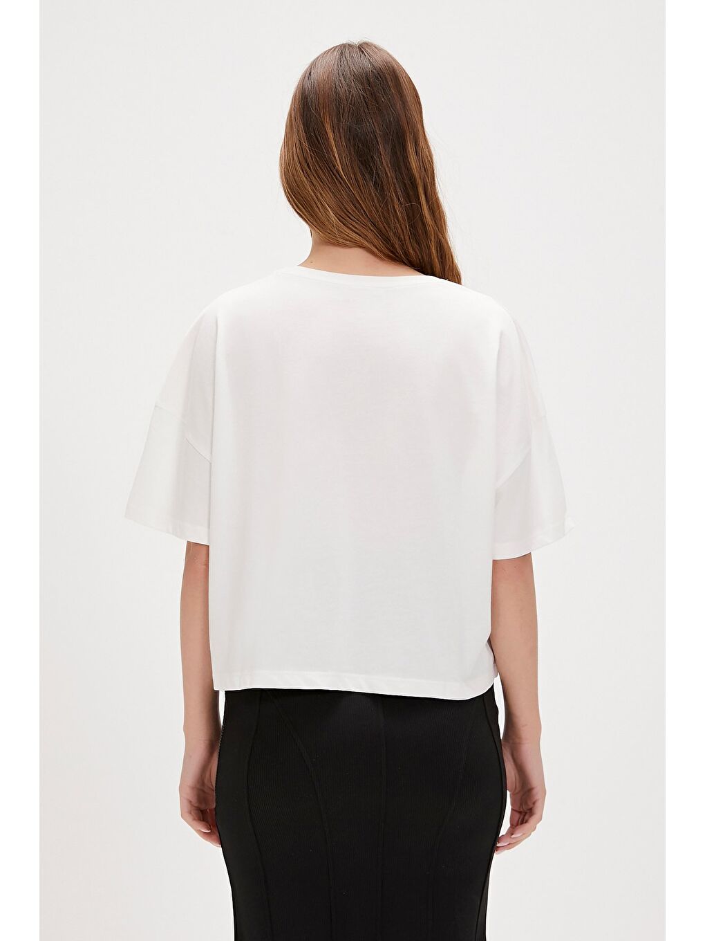 Town Beyaz Baskılı Kadın Tişört-5