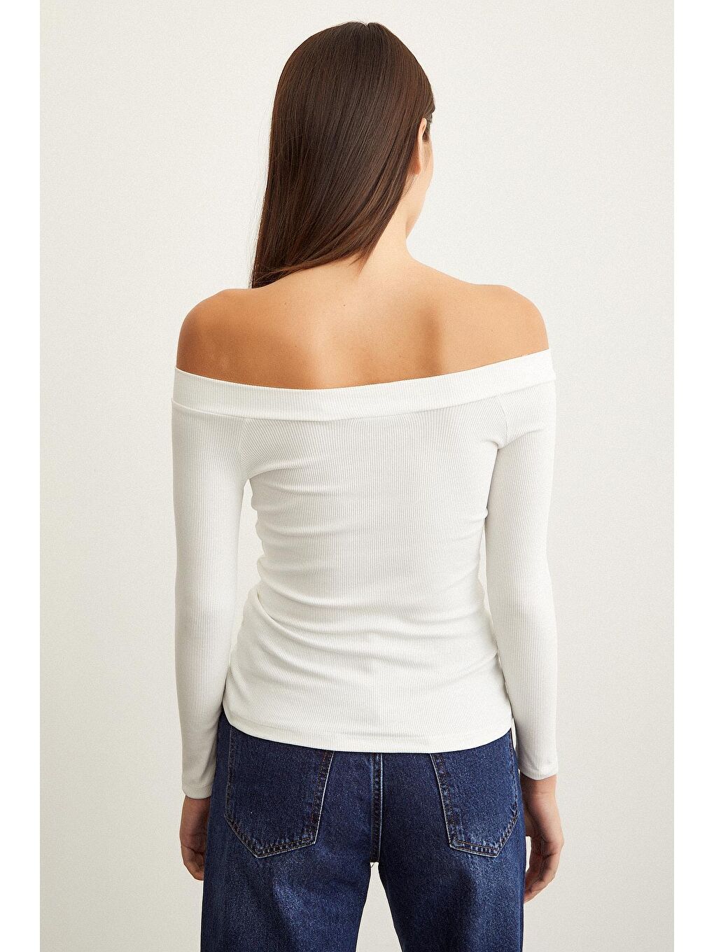 Beyaz Kayık Yaka Bluz-5