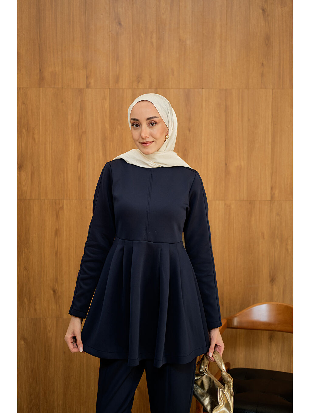 Kadın Dikiş Detaylı Pileli Takım Lacivert-1