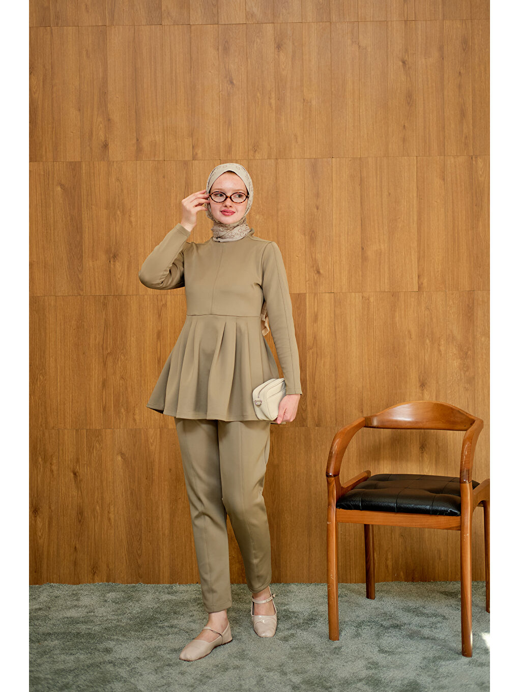 Kadın Dikiş Detaylı Pileli Takım Yeşil-3