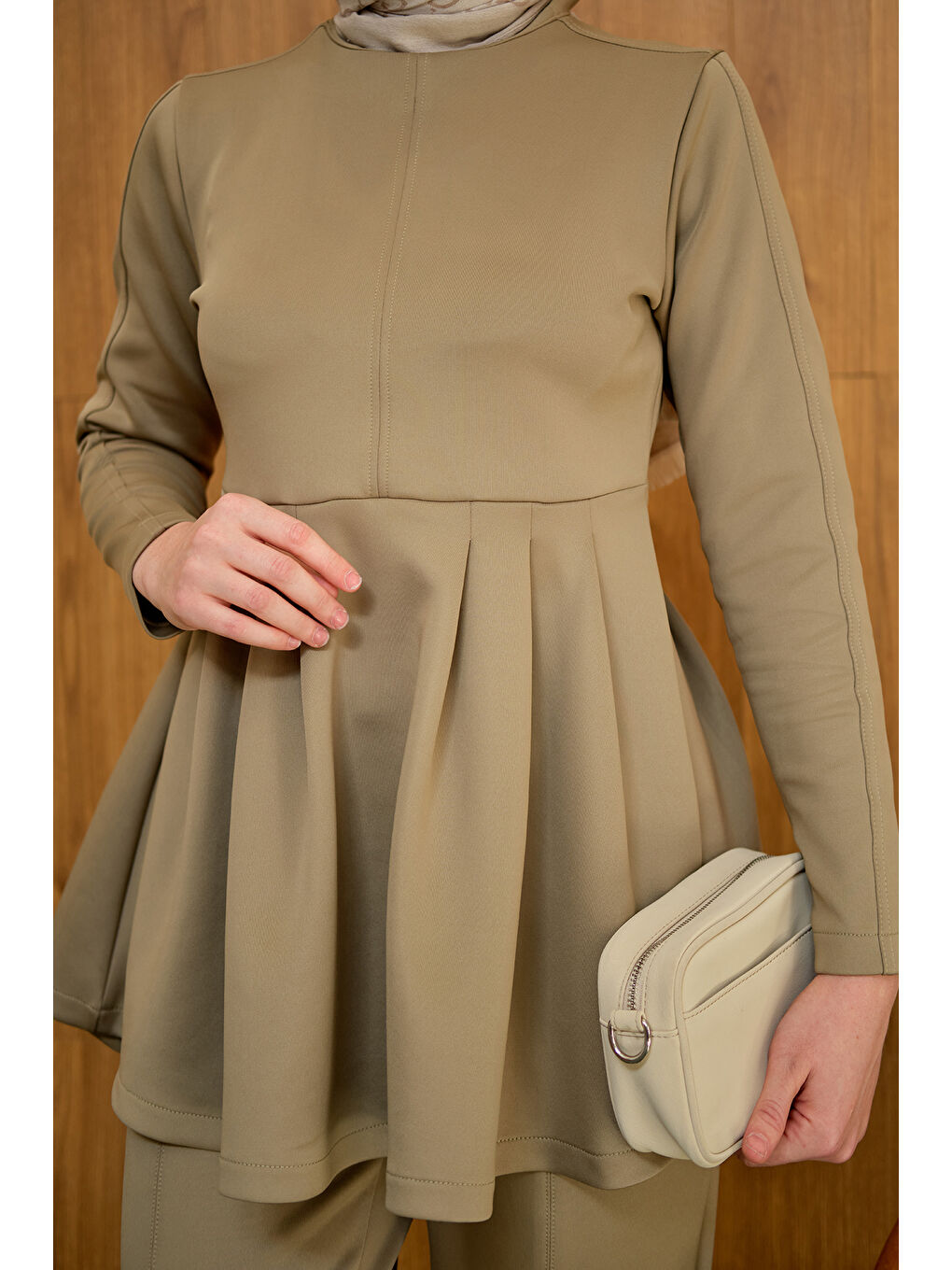 Kadın Dikiş Detaylı Pileli Takım Yeşil-4