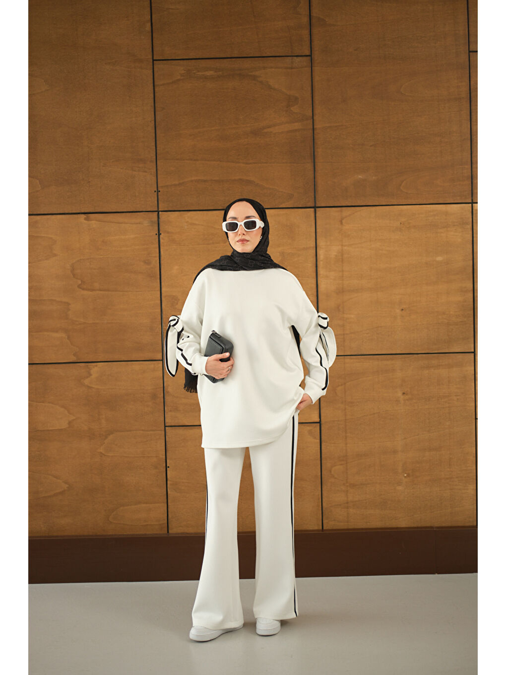 Kadın Fiyonk Detaylı İkili Takım Beyaz-3