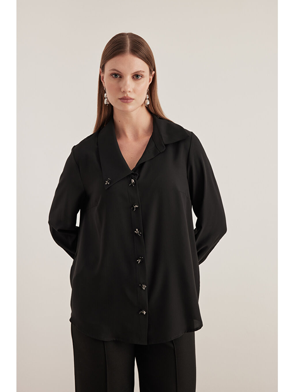 Siyah Mendil Yaka Bluz-2