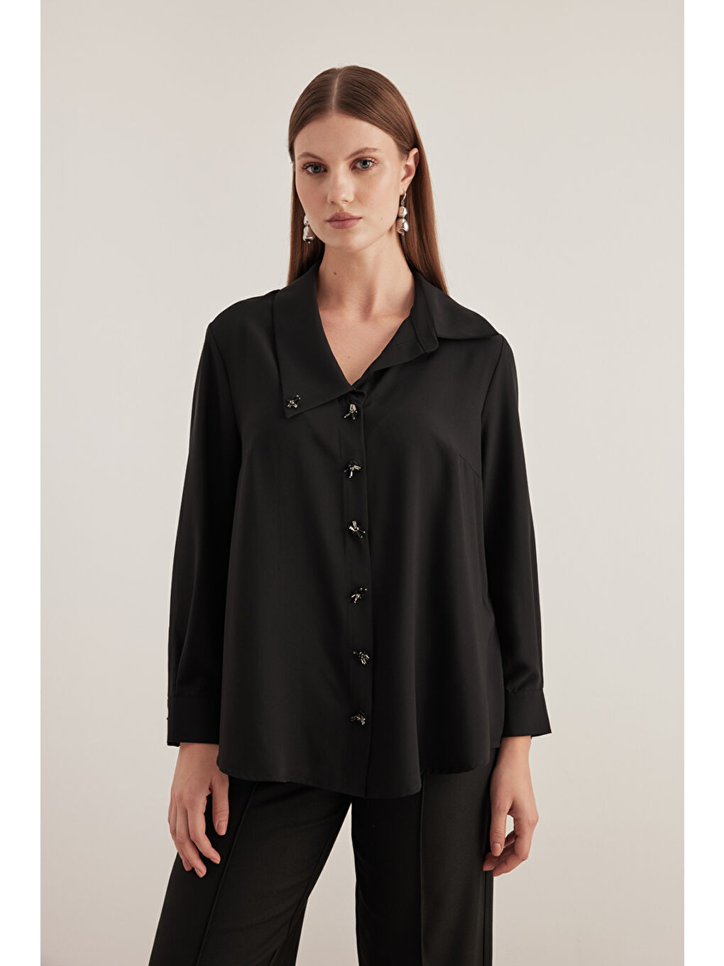 Siyah Mendil Yaka Bluz-4