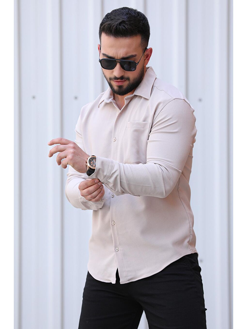 Bej Normal Kalıp Kendinden Desenli Tek Cepli Uzun Kollu Erkek Gömlek